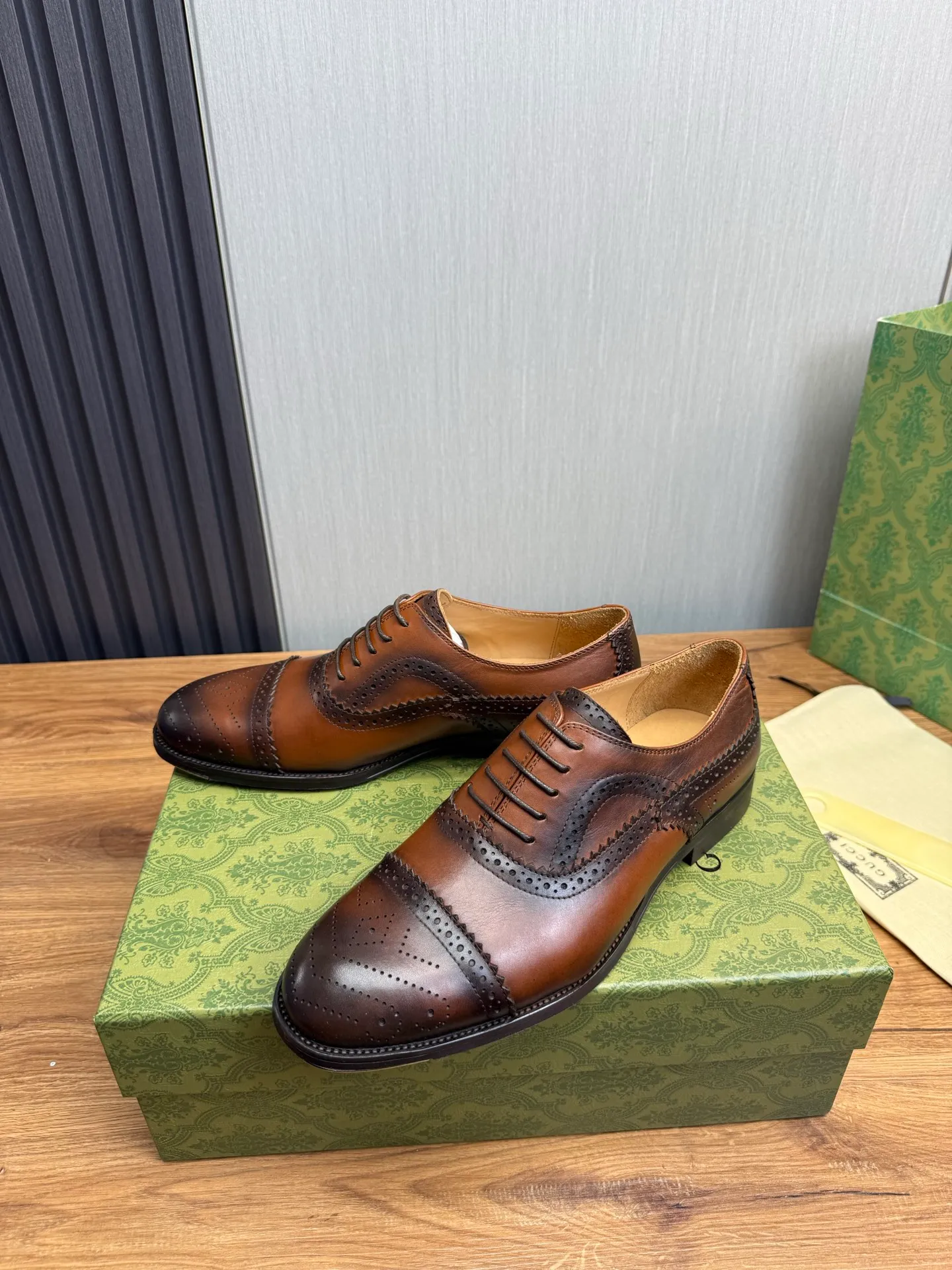 Men's shoes 💰680💰 GUCCI Gucci. Men's business casual leather shoes, all made of imported original brand leather, just to create a more comfortable wearing experience. Upper: original cowhide + imported cowhide lining, original non-slip and wear-resistant outsole ✔️36-45 (38.45 non-refundable)